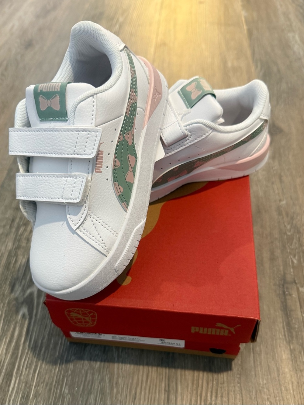 NWT Puma Jada Classic Sneaker